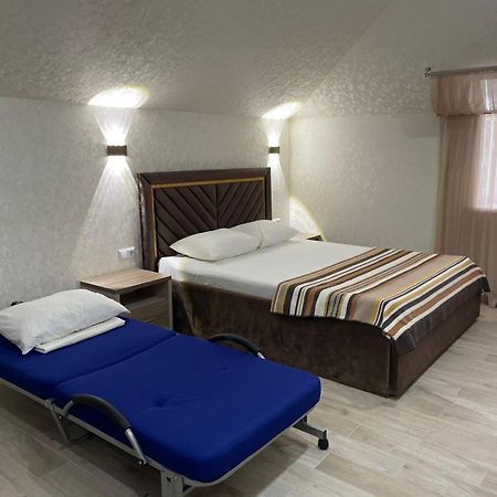 Гостинично-Банный Комплекс Майами Люкс Hotel Kostanay Exterior photo